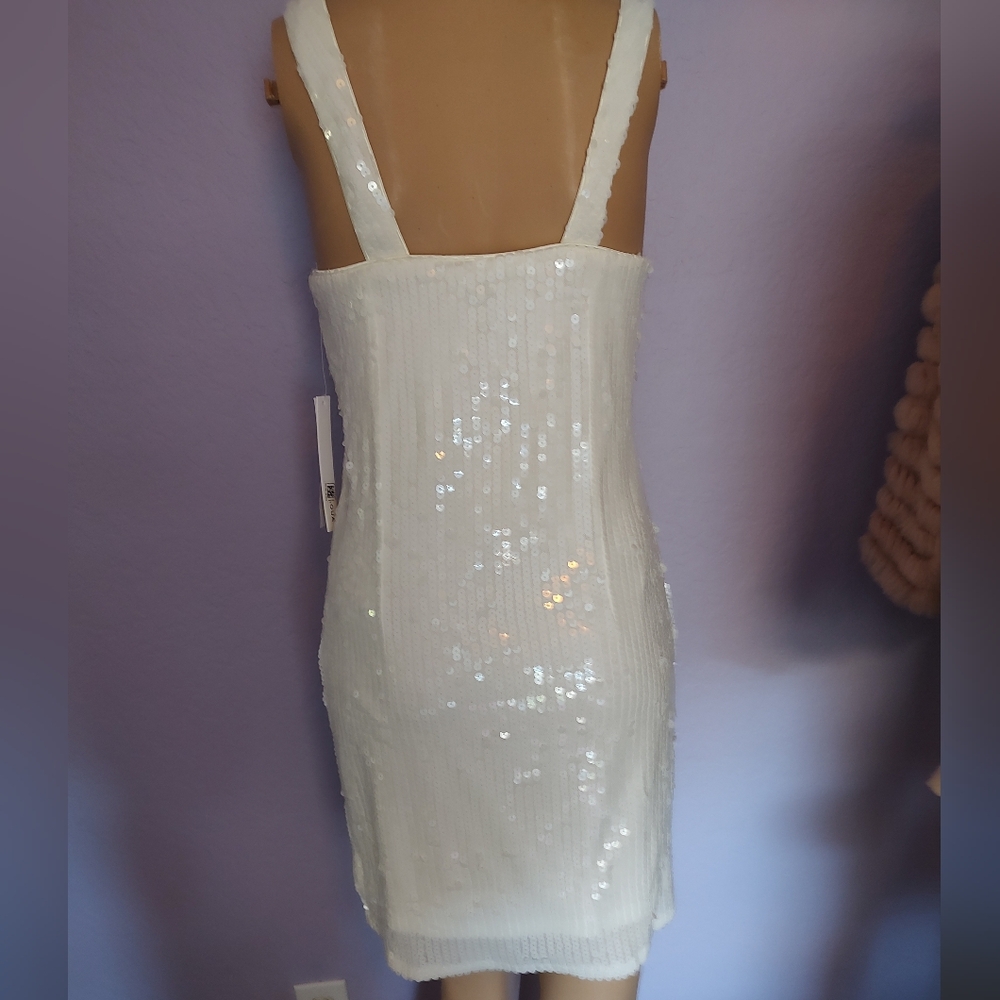 Aqua X Bloomingdales White Sequin Minidress - Picture 4 of 9